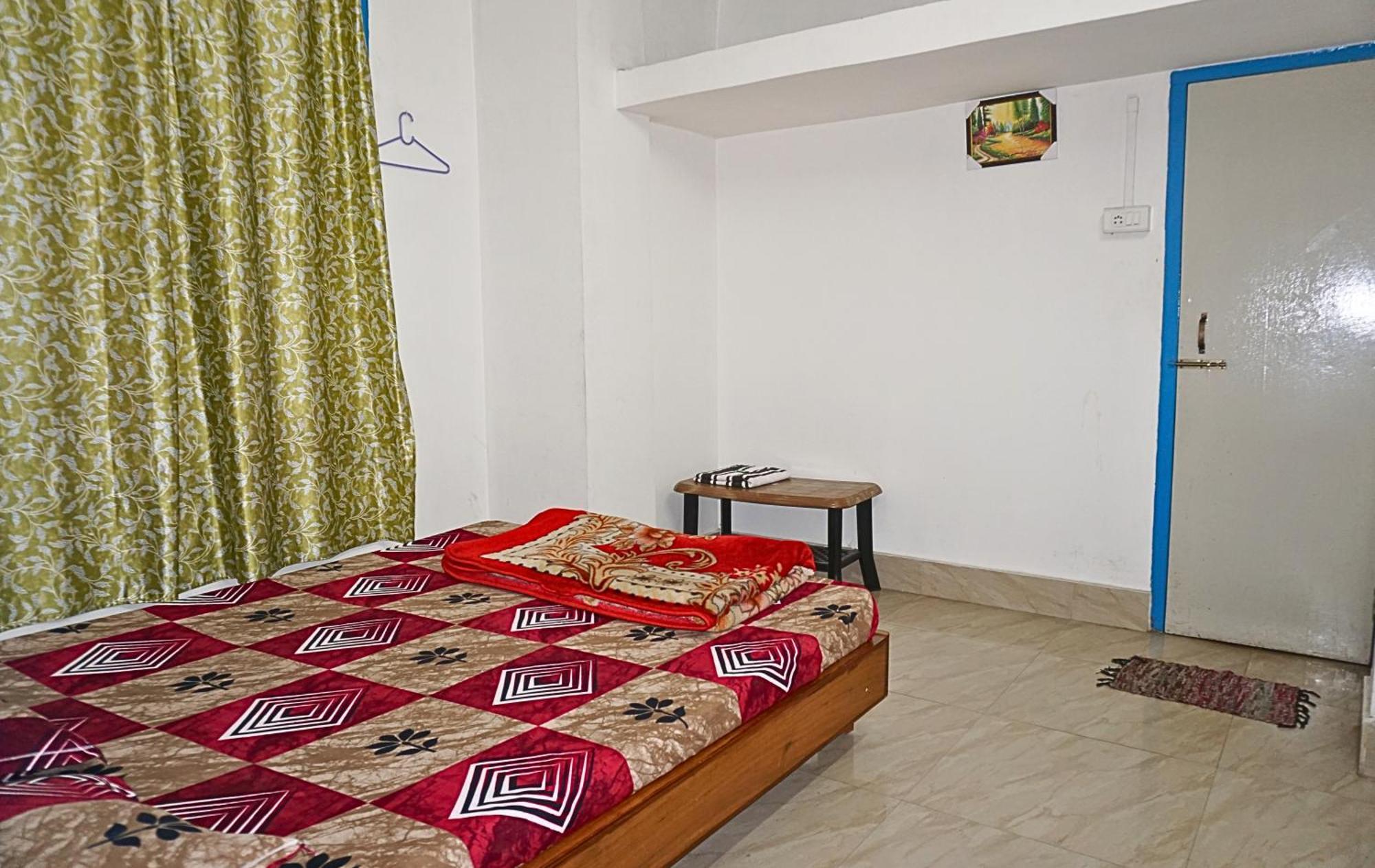 Taj Residency Holiday Homestay -Entire 1Bhk & 2Bhk Private Apartments -Call 767Ooo54Oo Jorhāt Buitenkant foto